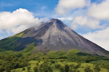 central america-costa rica-arenal-volcano