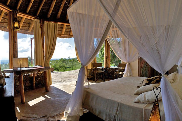 Luxury Travel Africa Kenya Camp Ya Kanzi