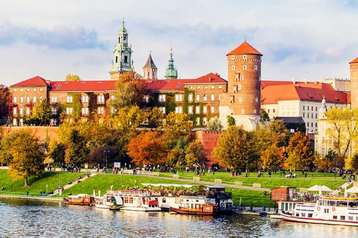tour-europe-poland-baltic-jewels-krakow-2893783_1280-pixabay